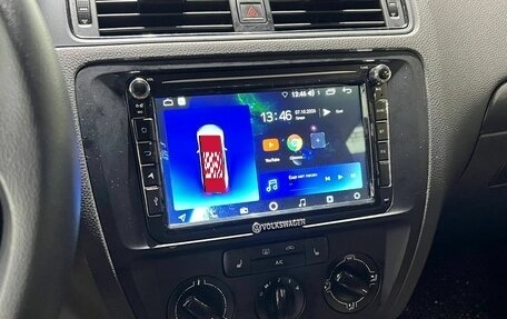 Volkswagen Jetta VI, 2015 год, 1 570 000 рублей, 13 фотография