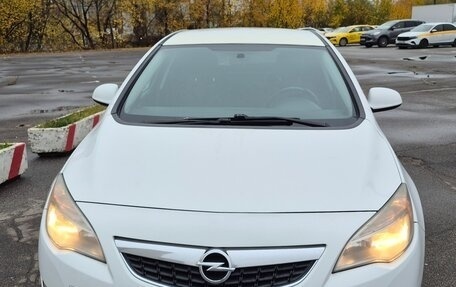 Opel Astra J, 2012 год, 430 000 рублей, 2 фотография