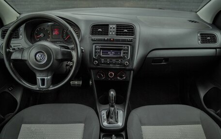 Volkswagen Polo VI (EU Market), 2012 год, 750 000 рублей, 10 фотография