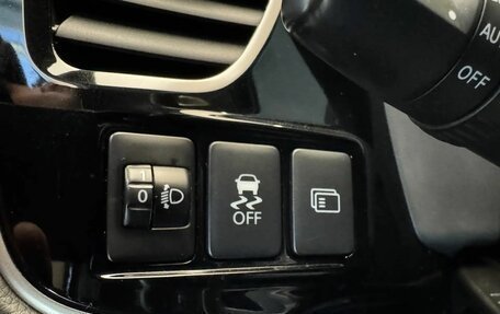 Mitsubishi Outlander III рестайлинг 3, 2016 год, 2 199 000 рублей, 30 фотография