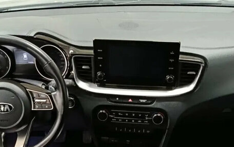 KIA cee'd III, 2021 год, 1 980 000 рублей, 8 фотография