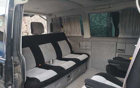 Volkswagen Multivan T4, 2003 год, 1 650 000 рублей, 18 фотография
