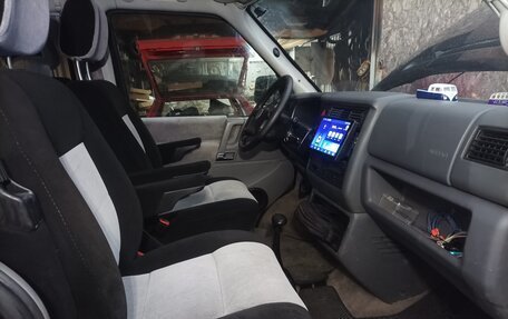 Volkswagen Multivan T4, 2003 год, 1 650 000 рублей, 26 фотография