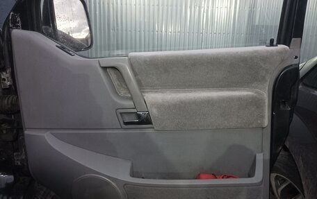 Volkswagen Multivan T4, 2003 год, 1 650 000 рублей, 28 фотография