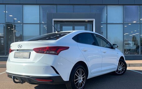 Hyundai Solaris II рестайлинг, 2021 год, 1 725 000 рублей, 4 фотография