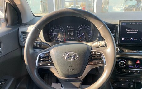 Hyundai Solaris II рестайлинг, 2021 год, 1 725 000 рублей, 13 фотография