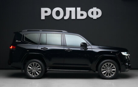 Toyota Land Cruiser, 2022 год, 9 890 000 рублей, 5 фотография