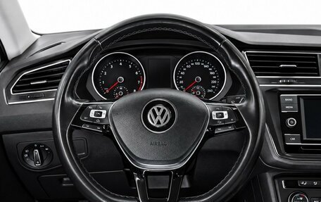 Volkswagen Tiguan II, 2017 год, 1 879 000 рублей, 8 фотография