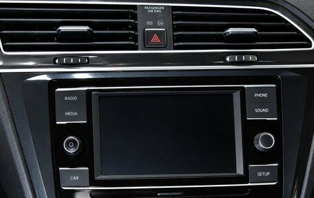 Volkswagen Tiguan II, 2017 год, 1 879 000 рублей, 18 фотография