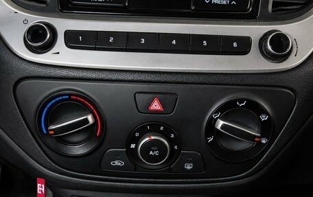 Hyundai Solaris II рестайлинг, 2018 год, 1 399 000 рублей, 16 фотография