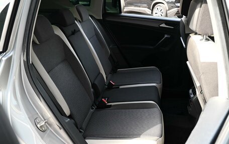 Volkswagen Tiguan II, 2018 год, 2 674 000 рублей, 7 фотография