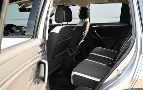 Volkswagen Tiguan II, 2018 год, 2 674 000 рублей, 11 фотография