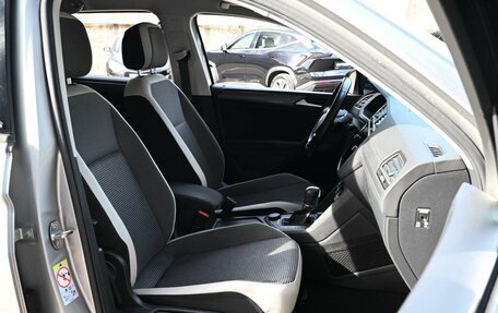 Volkswagen Tiguan II, 2018 год, 2 674 000 рублей, 8 фотография