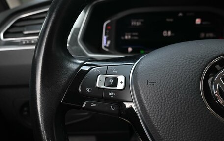 Volkswagen Tiguan II, 2018 год, 2 674 000 рублей, 16 фотография