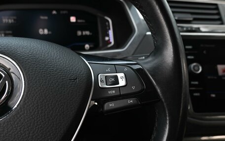 Volkswagen Tiguan II, 2018 год, 2 674 000 рублей, 17 фотография
