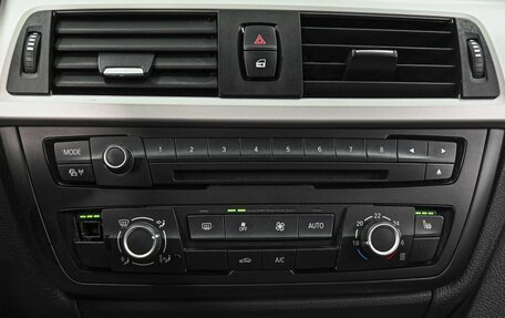 BMW 3 серия, 2013 год, 1 424 000 рублей, 13 фотография
