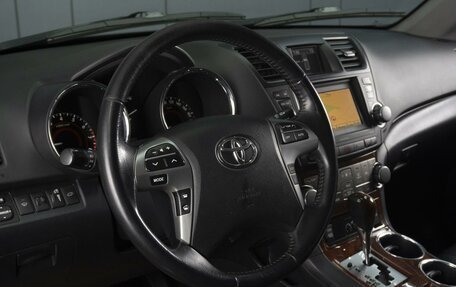 Toyota Highlander III, 2010 год, 2 190 000 рублей, 7 фотография