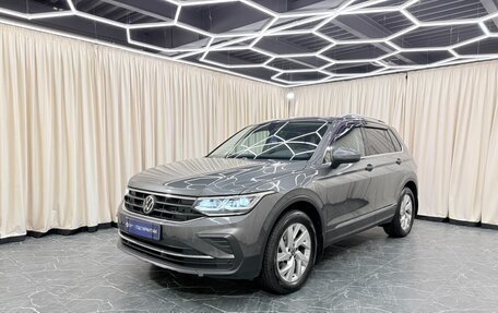 Volkswagen Tiguan II, 2021 год, 3 499 900 рублей, 2 фотография