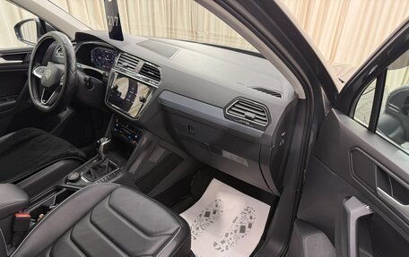 Volkswagen Tiguan II, 2021 год, 3 499 900 рублей, 12 фотография