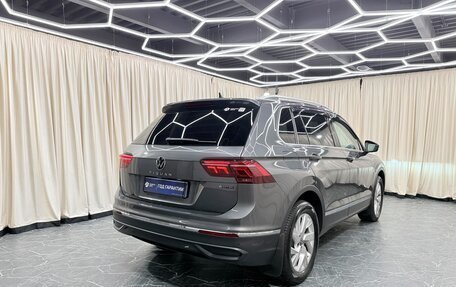 Volkswagen Tiguan II, 2021 год, 3 499 900 рублей, 6 фотография