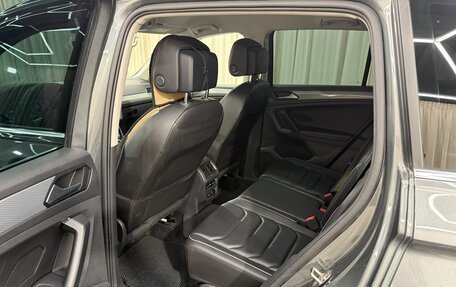 Volkswagen Tiguan II, 2021 год, 3 499 900 рублей, 19 фотография