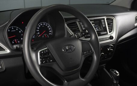 Hyundai Solaris II рестайлинг, 2020 год, 1 300 000 рублей, 7 фотография