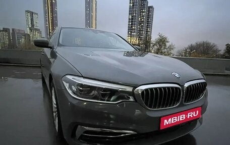 BMW 5 серия, 2019 год, 3 300 000 рублей, 1 фотография
