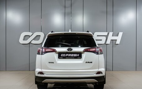 Toyota RAV4, 2019 год, 2 399 000 рублей, 4 фотография