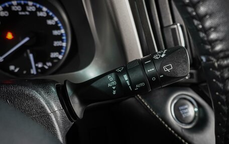 Toyota RAV4, 2019 год, 2 399 000 рублей, 18 фотография