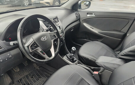 Hyundai Solaris II рестайлинг, 2014 год, 865 000 рублей, 20 фотография