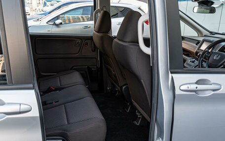 Honda Freed II, 2020 год, 1 750 000 рублей, 13 фотография