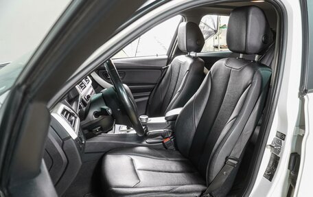 BMW 3 серия, 2013 год, 1 399 000 рублей, 10 фотография