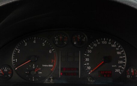 Audi A6, 1998 год, 699 000 рублей, 13 фотография