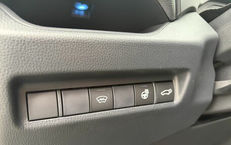 Toyota RAV4, 2020 год, 3 480 000 рублей, 21 фотография