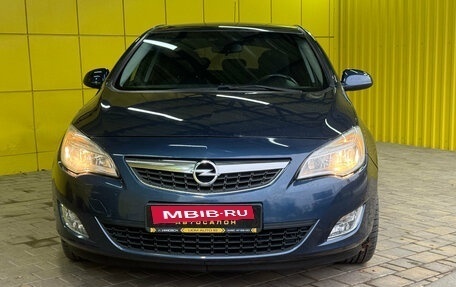 Opel Astra J, 2010 год, 599 000 рублей, 2 фотография