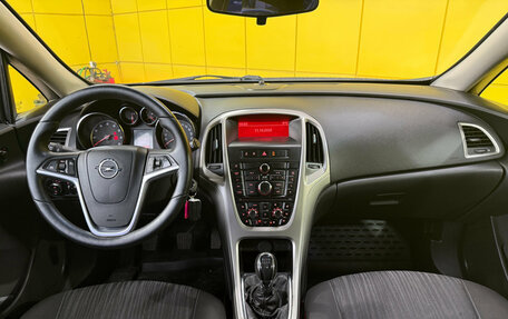 Opel Astra J, 2010 год, 599 000 рублей, 18 фотография