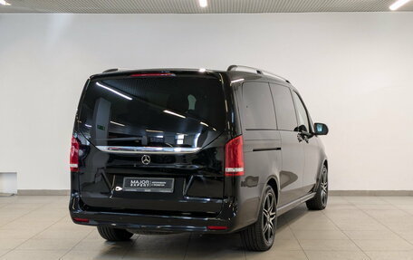 Mercedes-Benz V-Класс, 2021 год, 6 850 000 рублей, 5 фотография