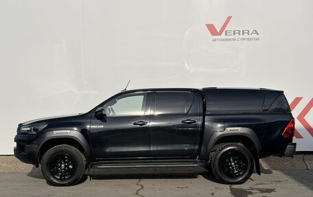 Toyota Hilux VIII, 2020 год, 4 500 000 рублей, 2 фотография