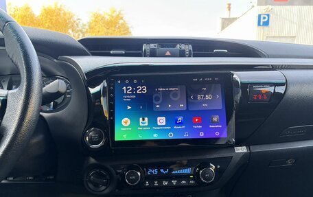 Toyota Hilux VIII, 2020 год, 4 500 000 рублей, 16 фотография