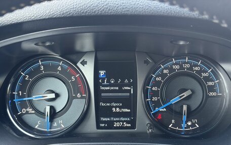 Toyota Hilux VIII, 2020 год, 4 500 000 рублей, 14 фотография