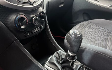 Hyundai Solaris II рестайлинг, 2014 год, 868 000 рублей, 18 фотография