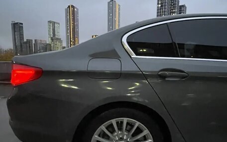BMW 5 серия, 2019 год, 3 300 000 рублей, 5 фотография