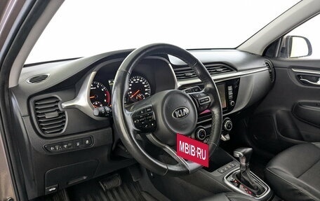 KIA Rio IV, 2021 год, 1 735 000 рублей, 17 фотография