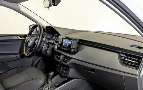 Skoda Rapid II, 2022 год, 1 825 000 рублей, 11 фотография