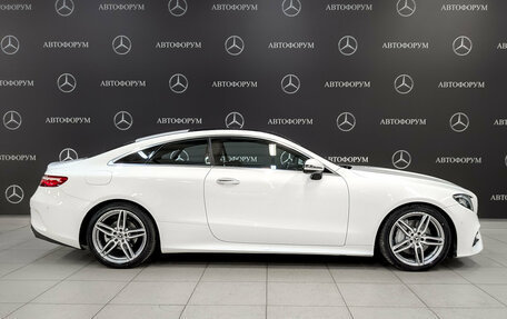 Mercedes-Benz E-Класс, 2017 год, 3 595 000 рублей, 4 фотография