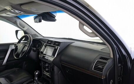 Toyota Land Cruiser Prado 150 рестайлинг 2, 2019 год, 5 705 000 рублей, 11 фотография