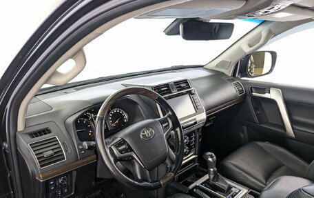 Toyota Land Cruiser Prado 150 рестайлинг 2, 2019 год, 5 705 000 рублей, 16 фотография