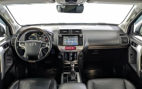 Toyota Land Cruiser Prado 150 рестайлинг 2, 2019 год, 5 705 000 рублей, 14 фотография