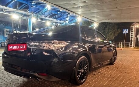 Toyota Camry, 2022 год, 3 200 000 рублей, 9 фотография
