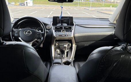 Lexus NX I, 2017 год, 3 155 000 рублей, 10 фотография